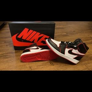 AIR JORDAN 1 RETRO HIGH OG 'BLOODLINE'